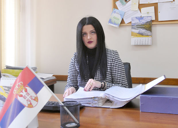 Траже канализацију, водовод, а нуде и брак